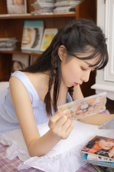 男孩